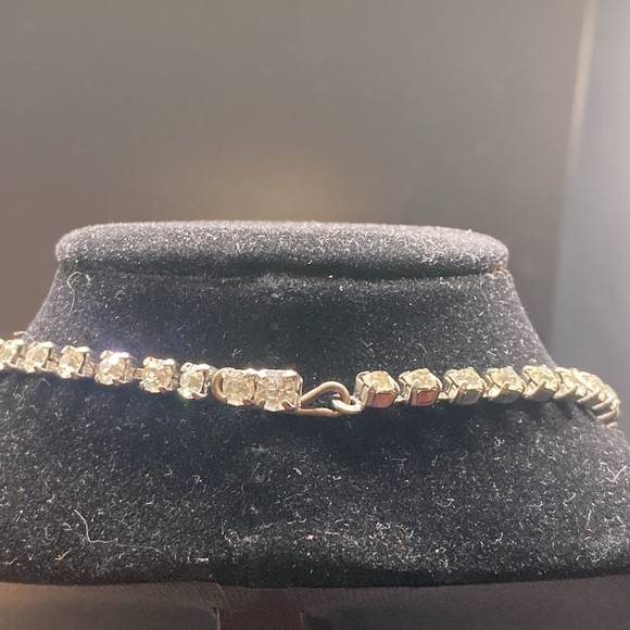 Vintage bridal/formal/prom rhinestone collar style necklace - Picture 4 of 5